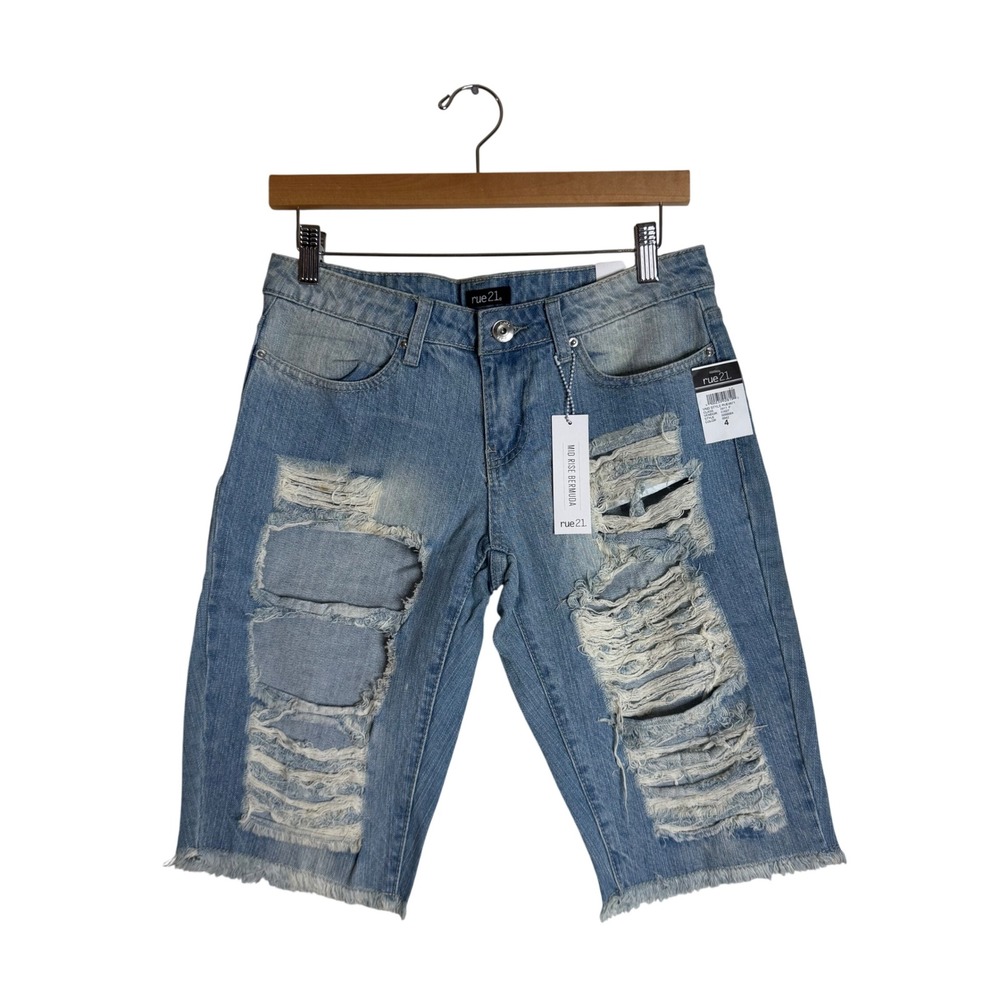 rue21 Women's Mid Rise Bermuda Distressed Denim Jean Shorts Size 4